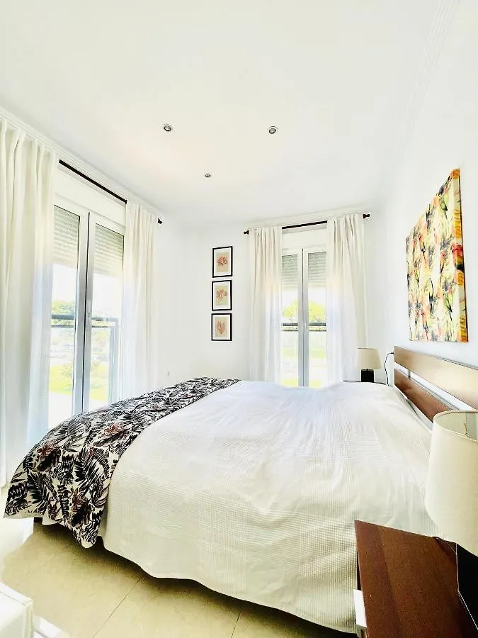 Precioso Piso En Vistahermosa Con Piscina Y Garaje Apartment El Puerto de Santa Maria Spain